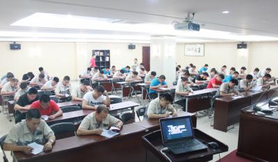 长卷卷云日边来 执笔淡然慷而慨 ——记合肥尊龙凯时-人生就是博杰出班组长学习考核